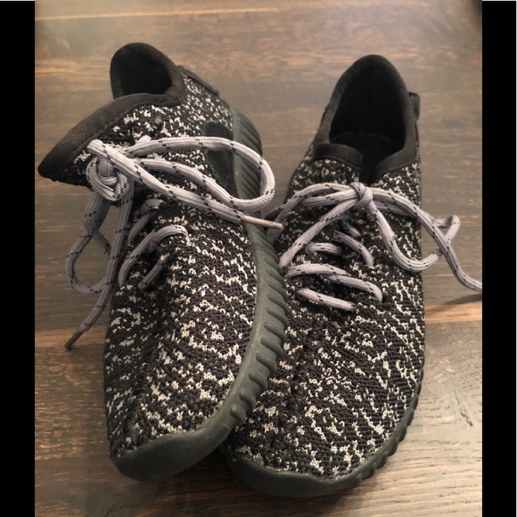 Sneakers by Chloe k - yeezy like! - Picture 3 of 6